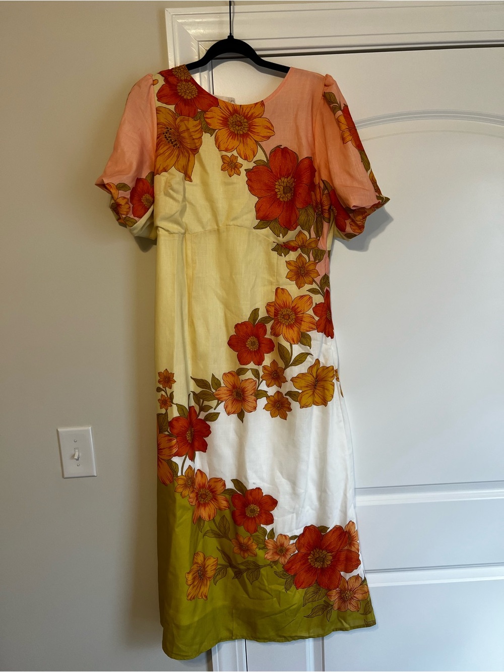 NWT Polagram Peach, Yellow & Olive Floral Midi Dress
